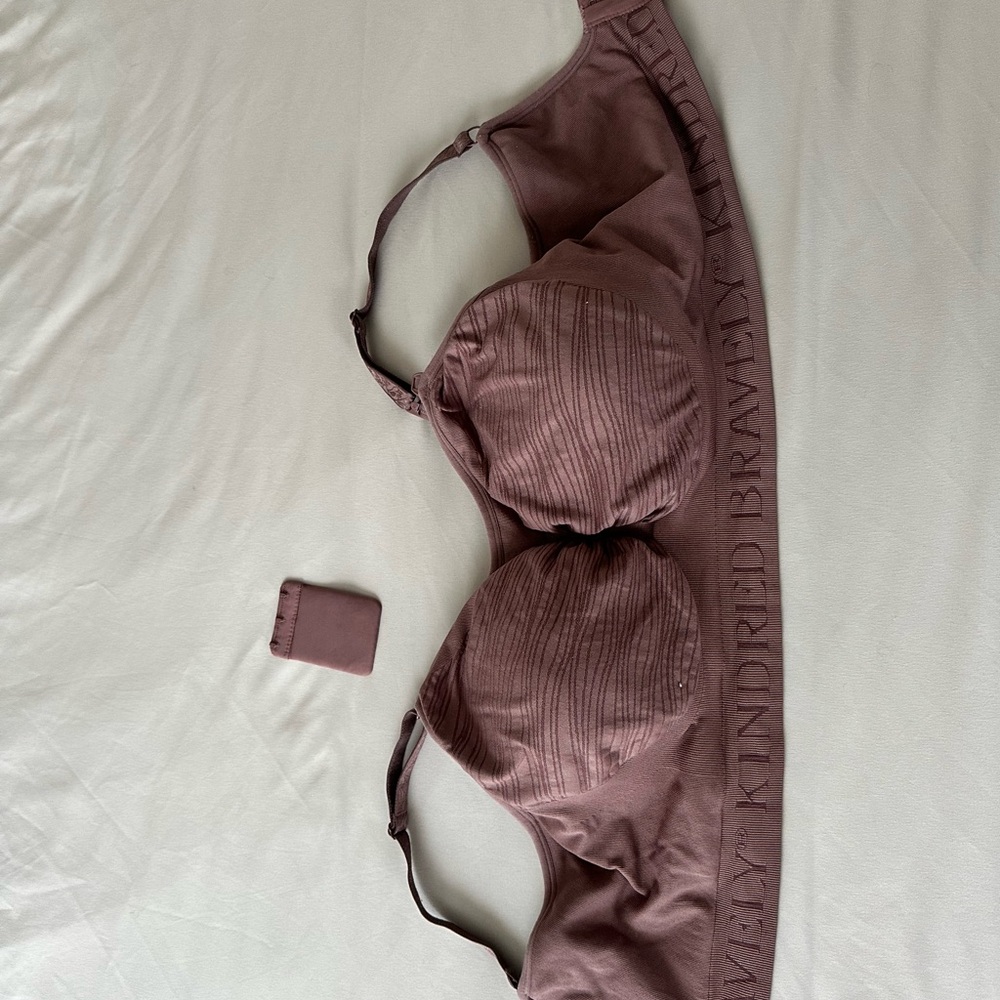 Kindred Bravely Sublime hands free Pumping/Nursing Bra